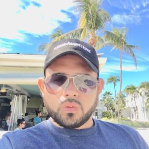 Meet your Posher, Raphael